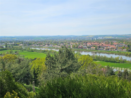 Einzigartiges Elbhanggrundstück mit traumhaften 180° Blick auf Dresden